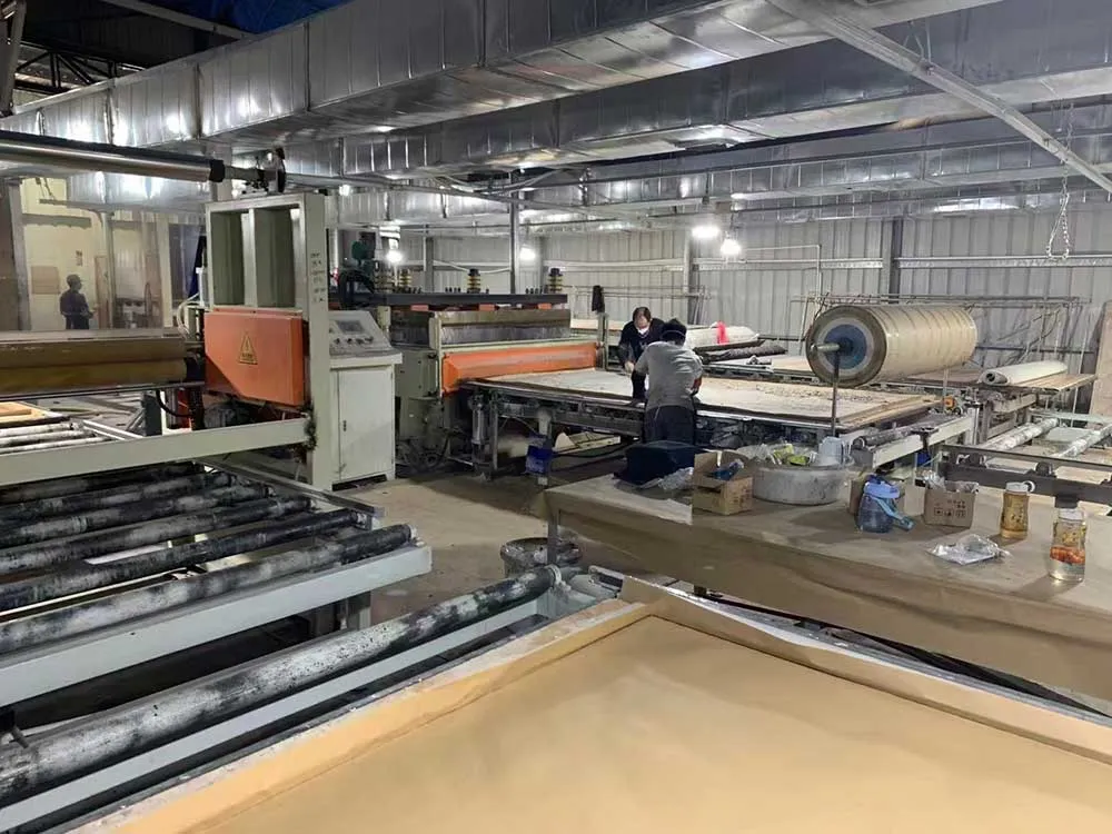 Automated vacuum cloth laying and mould compounding production line