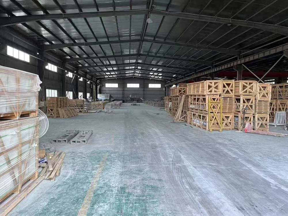 Reinforced fumigation-free wooden crates staging bay for commercial quartz export